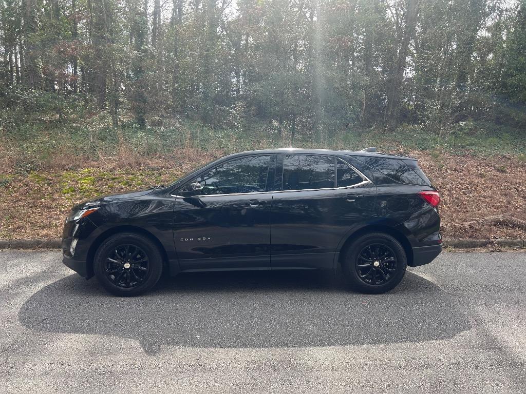2018 Chevrolet Equinox LT's photo